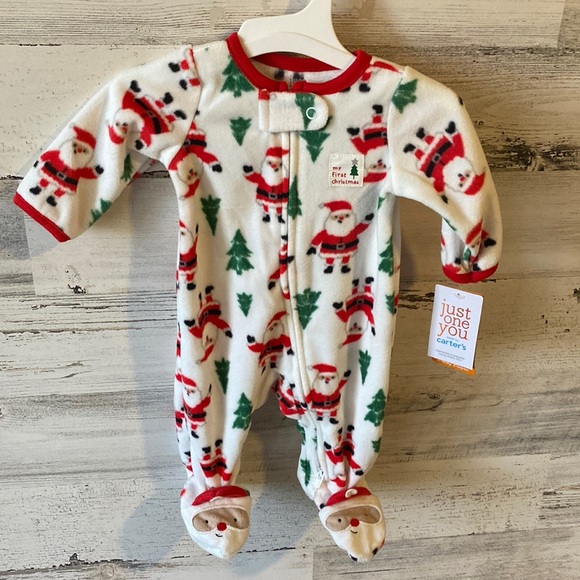 Carter’s Baby Boy Christmas Sleeper Size Newborn NEW - Picture 1 of 6